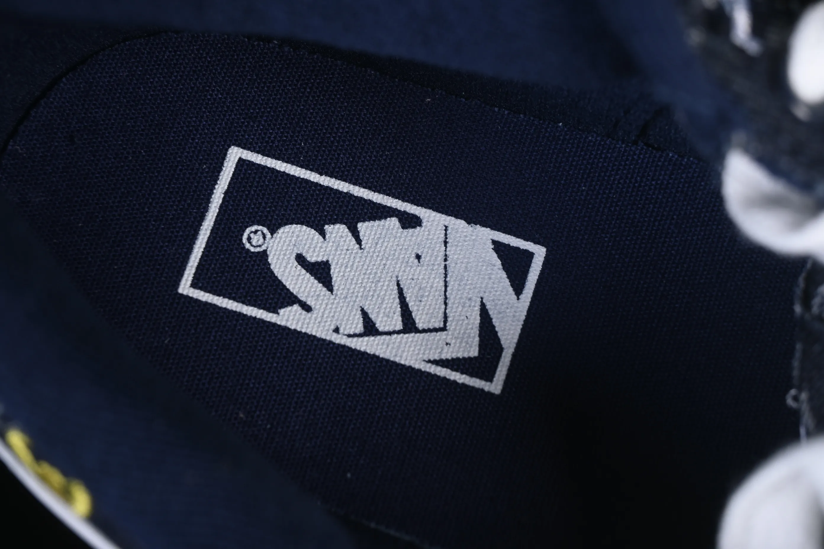 All categories Vans Vans series Vans Low Vans low-top Vans Knu-Skool Vr3 Vans low-top casual sports skateboard shoes VN000CS0239